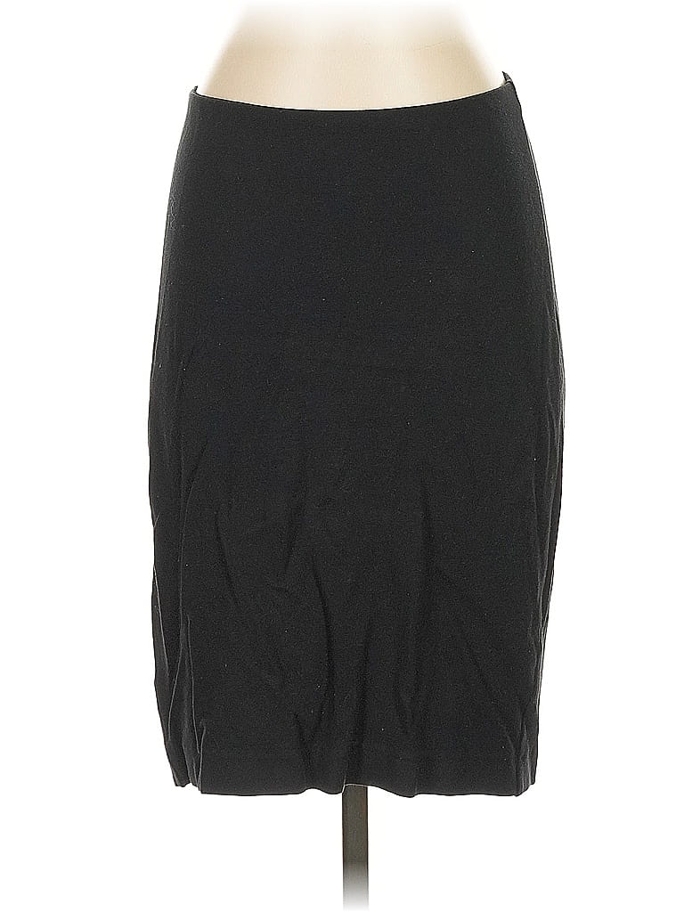Click to view more detailed imagery on our partner's website Pre-owned Victoria's Secret Casual Skirt