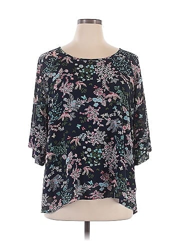Cameo 3/4 Sleeve Blouse (view 1)