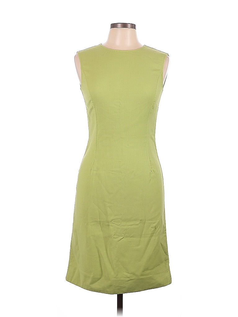 Click to view more detailed imagery on our partner's website Pre-owned Carolina Herrera Casual Dress In Green