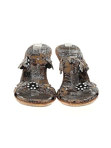 Dezario Wedges (view 2)