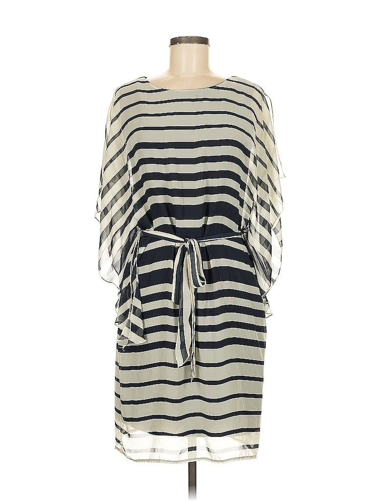 Click to view more detailed imagery on our partner's website Pre-owned Coldwater Creek Casual Dress In White