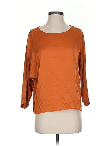 More & More 3/4 Sleeve Top (view 1)