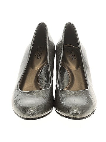Soft Style Heels (view 2)