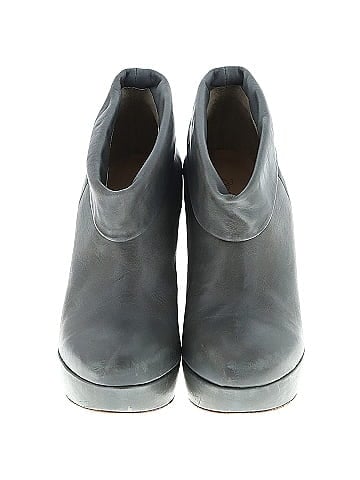 Pour La Victoire Ankle Boots (view 2)