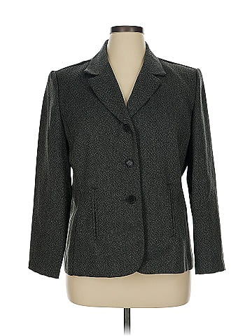 Nikki Blazer (view 1)