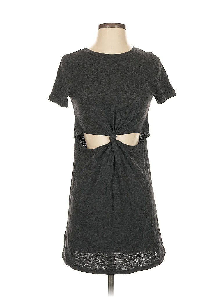 Click to view more detailed imagery on our partner's website Pre-owned Hers & Mine Casual Dress