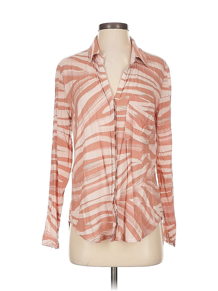 Click to view more detailed imagery on our partner's website Pre-owned Cloth & Stone Long Sleeve Blouse In Pink