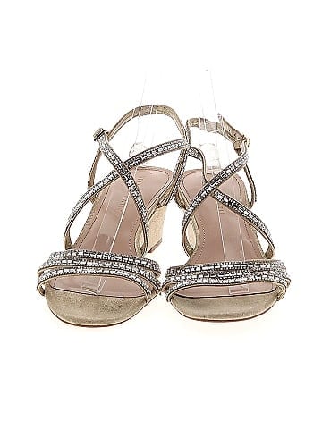 Kelly & Katie Wedges (view 2)