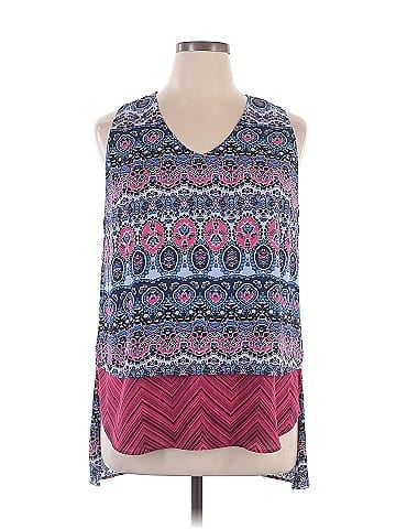 Liz Lange Sleeveless Blouse (view 1)