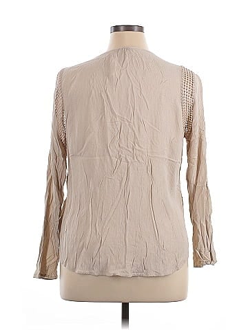 Joseph A. 3/4 Sleeve Blouse (view 2)
