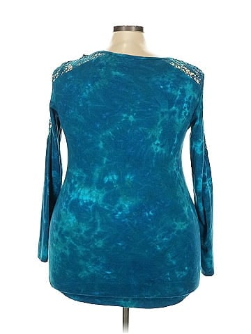 Earth Yoga Long Sleeve Top (view 2)