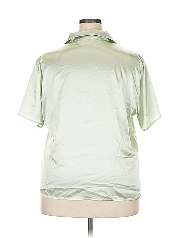 It Short Sleeve Blouse (view 2)