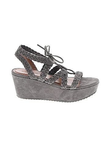 Trask Wedges (view 1)