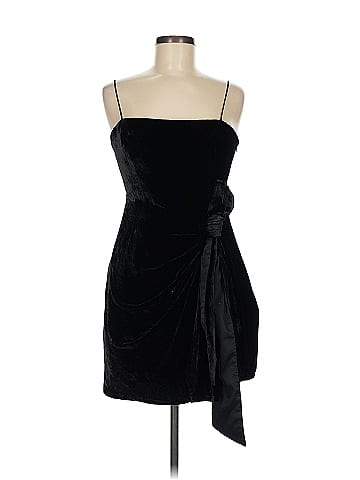 Cinq à Sept Cocktail Dress (view 1)