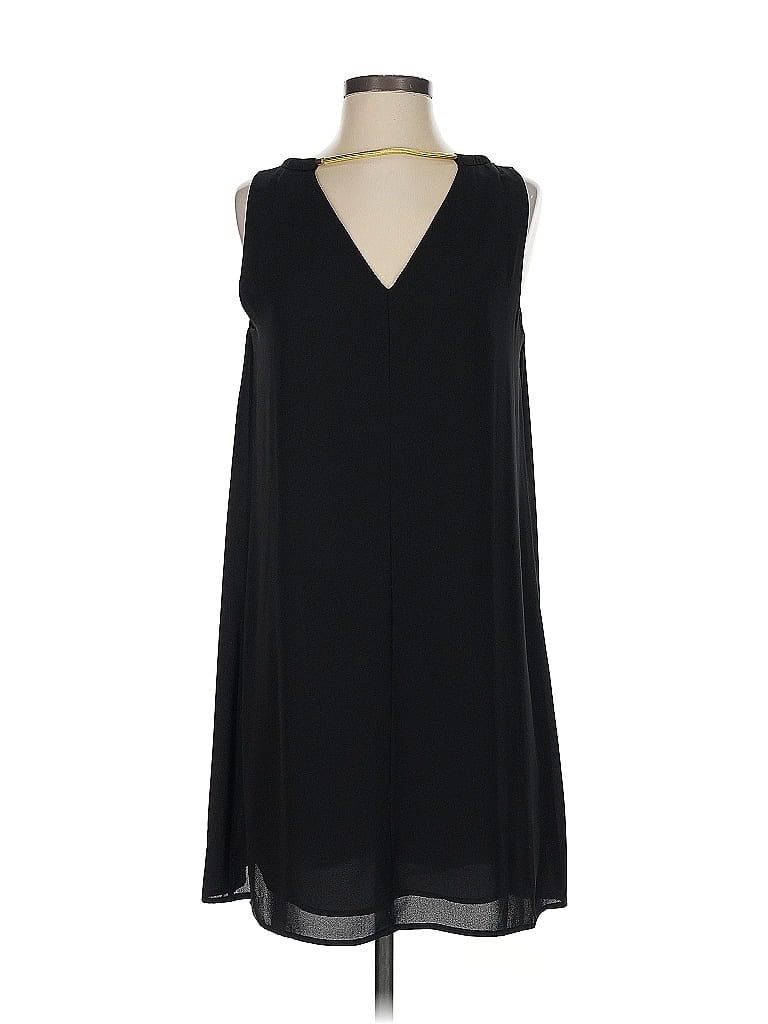 Click to view more detailed imagery on our partner's website Pre-owned Bcbgmaxazria Cocktail Dress