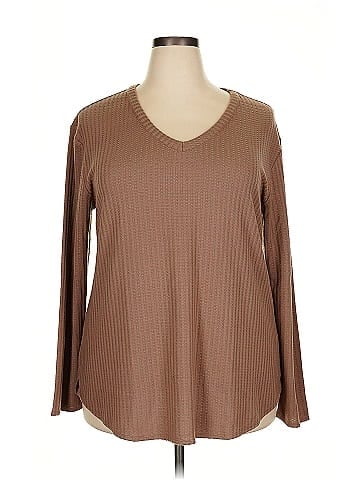Chaser 3/4 Sleeve T-Shirt (view 1)