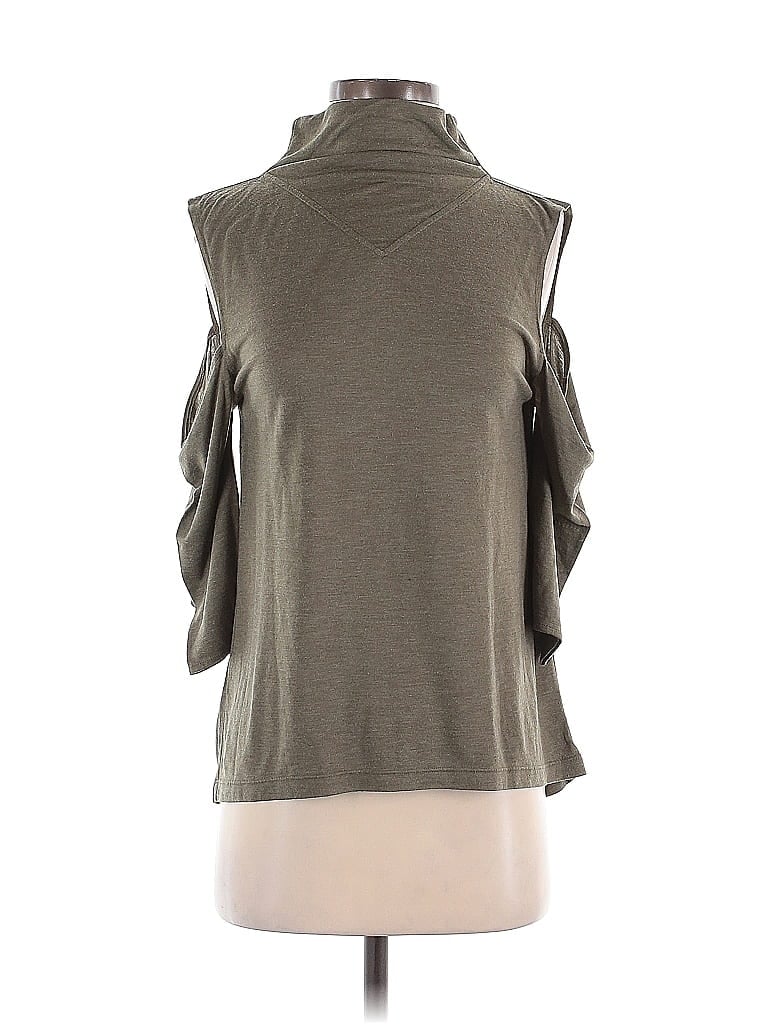 Click to view more detailed imagery on our partner's website Pre-owned Iro Short Sleeve Turtleneck