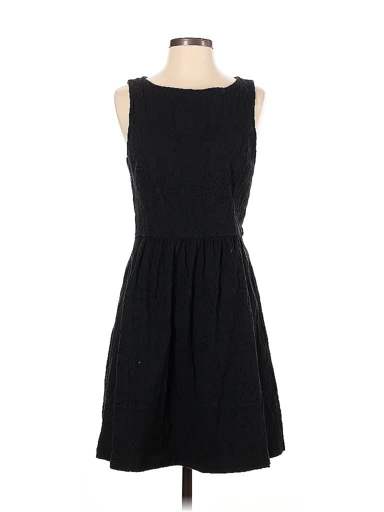Click to view more detailed imagery on our partner's website Pre-owned Elle Casual Dress In Black