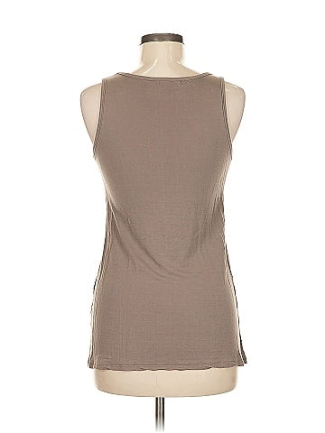 Cha Cha Vente Sleeveless Top (view 2)