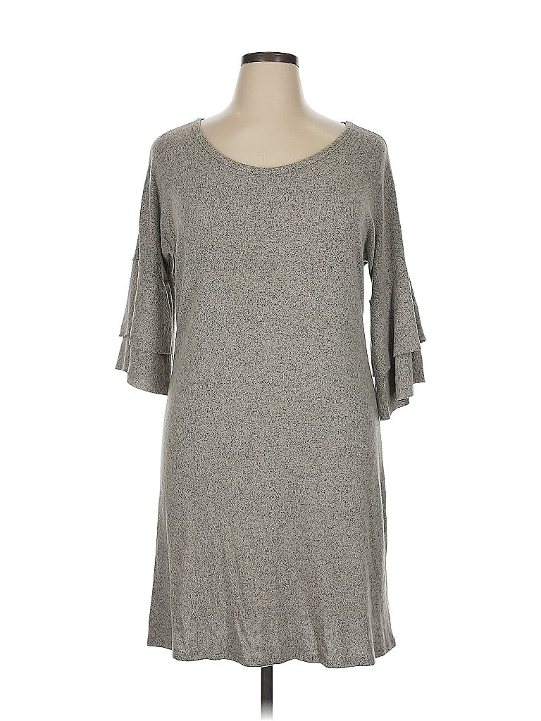 Pre-owned Charming Charlie Casual Dress In Gray