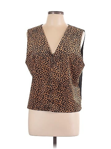 Style Sleeveless Blouse (view 1)