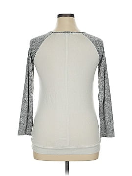 Old Navy Long Sleeve T-Shirt (view 2)