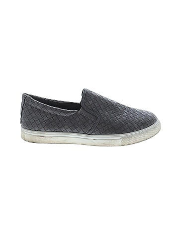 Pierre Dumas Sneakers (view 1)