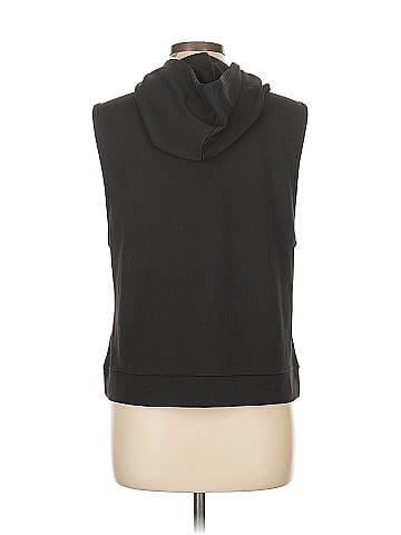 Kerrently x The Drop Sleeveless Top (view 2)