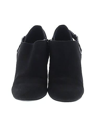 AUBREY LYNN Ankle Boots (view 2)