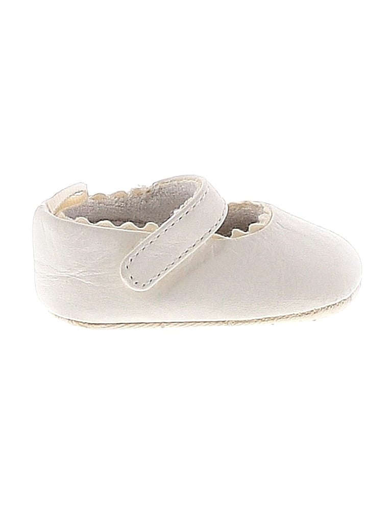 Click to view more detailed imagery on our partner's website Pre-owned Baby Gap Kids' Booties