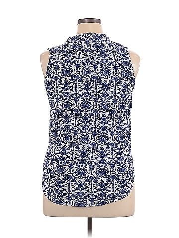 Fun2Fun Sleeveless Button-Down Shirt (view 2)
