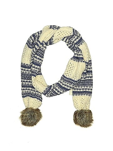 Simply Noelle Scarf (view 1)