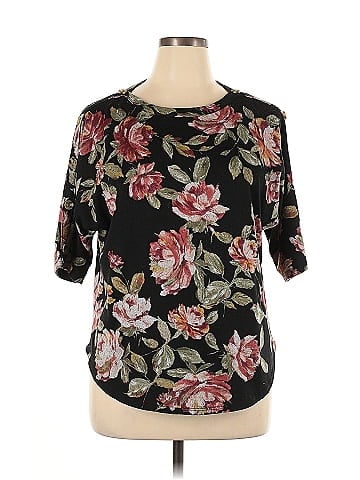 Kim & Cami Short Sleeve T-Shirt (view 1)