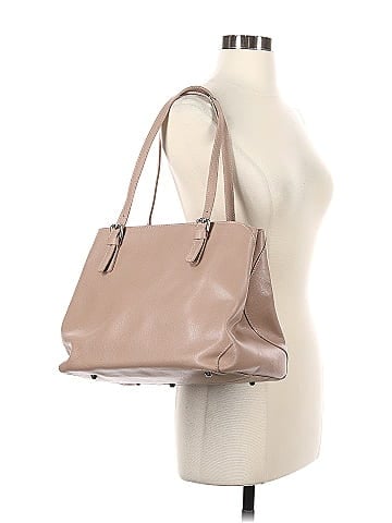 Claudia Firenze Leather Shoulder Bag (view 2)