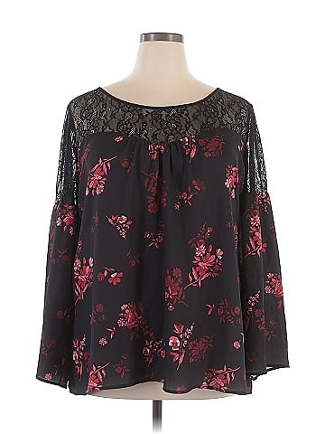 Lyssé 3/4 Sleeve Blouse (view 1)