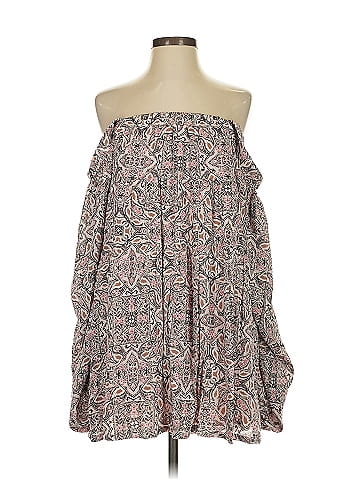 En Creme Casual Dress (view 1)