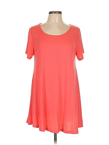 Larace Short Sleeve T-Shirt (view 1)