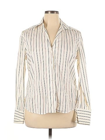 Casual Corner Long Sleeve Button-Down Shirt (view 1)