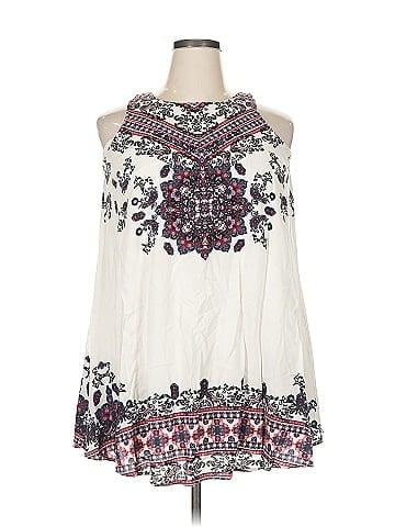 Taylor & Sage Casual Dress (view 1)