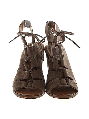 Melrose and Market Wedges (view 2)