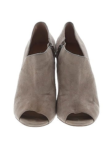 Audrey Brooke Heels (view 2)