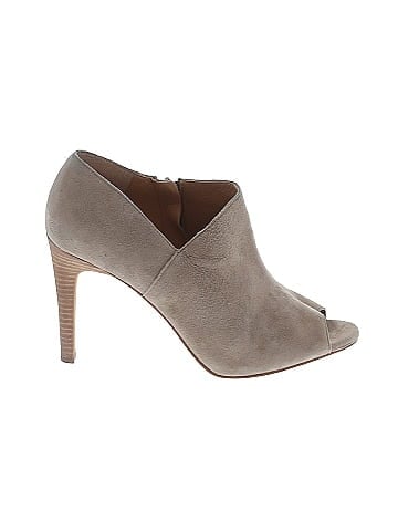 Audrey Brooke Heels (view 1)