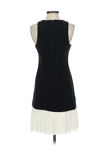Cinq à Sept Cocktail Dress (view 2)