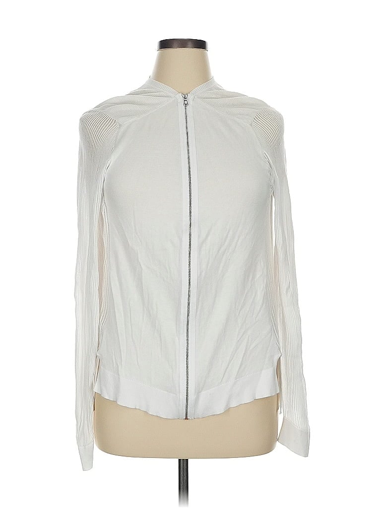 Click to view more detailed imagery on our partner's website Pre-owned Kenneth Cole New York Long Sleeve Blouse In White