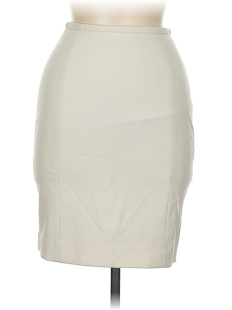 Pre-owned White House Black Market Casual Skirt In White