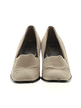 Joan & David Heels (view 2)