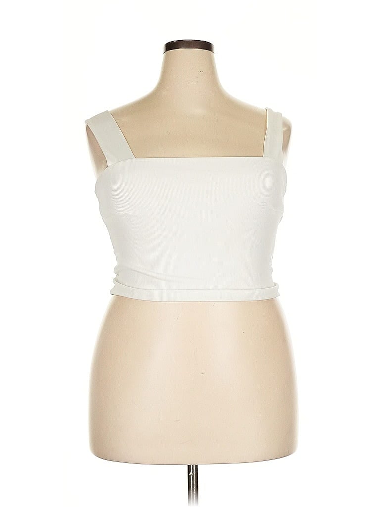 Click to view more detailed imagery on our partner's website Pre-owned Madden Girl Sleeveless Top Ivory Strapless Neckline Tops In White