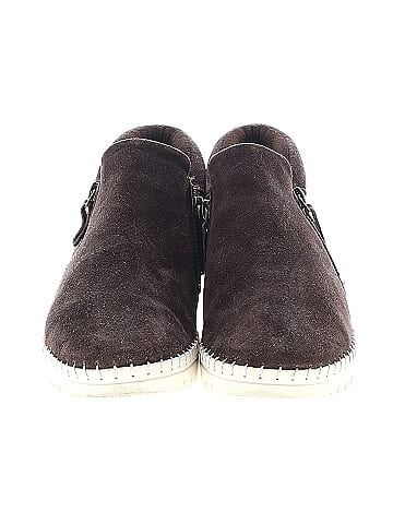 Bella Vita Sneakers (view 2)