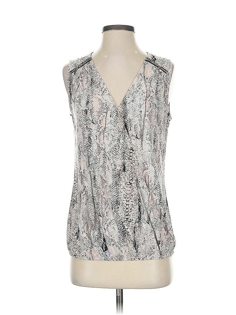 Pre-owned Inc International Concepts Sleeveless T-shirt In Silver