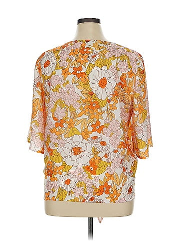 Fashion 3/4 Sleeve Blouse (view 2)